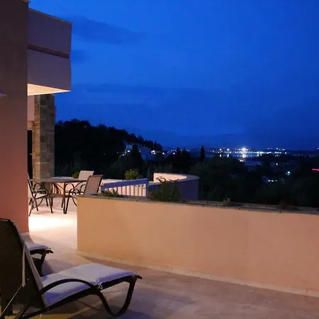 Victoria * Corfu (city)